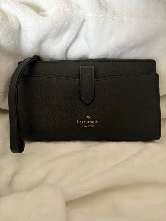 kate spade Handbags - Kate Spade Leila Black Pebbled Leather Medium Universal Phone Wristlet Wallet